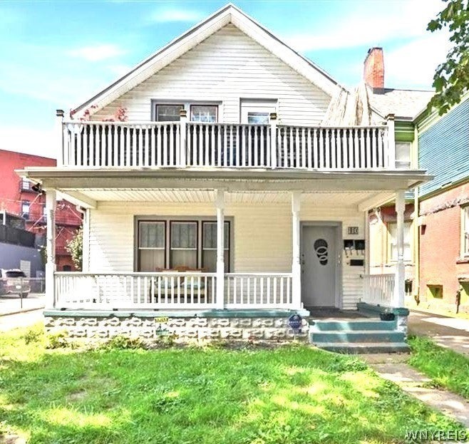 116 College St