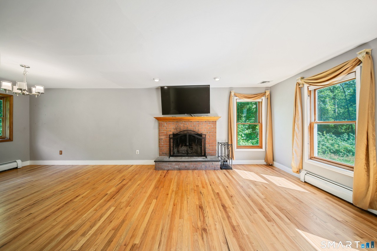 225 Bethmour Rd - Photo 5 of 30