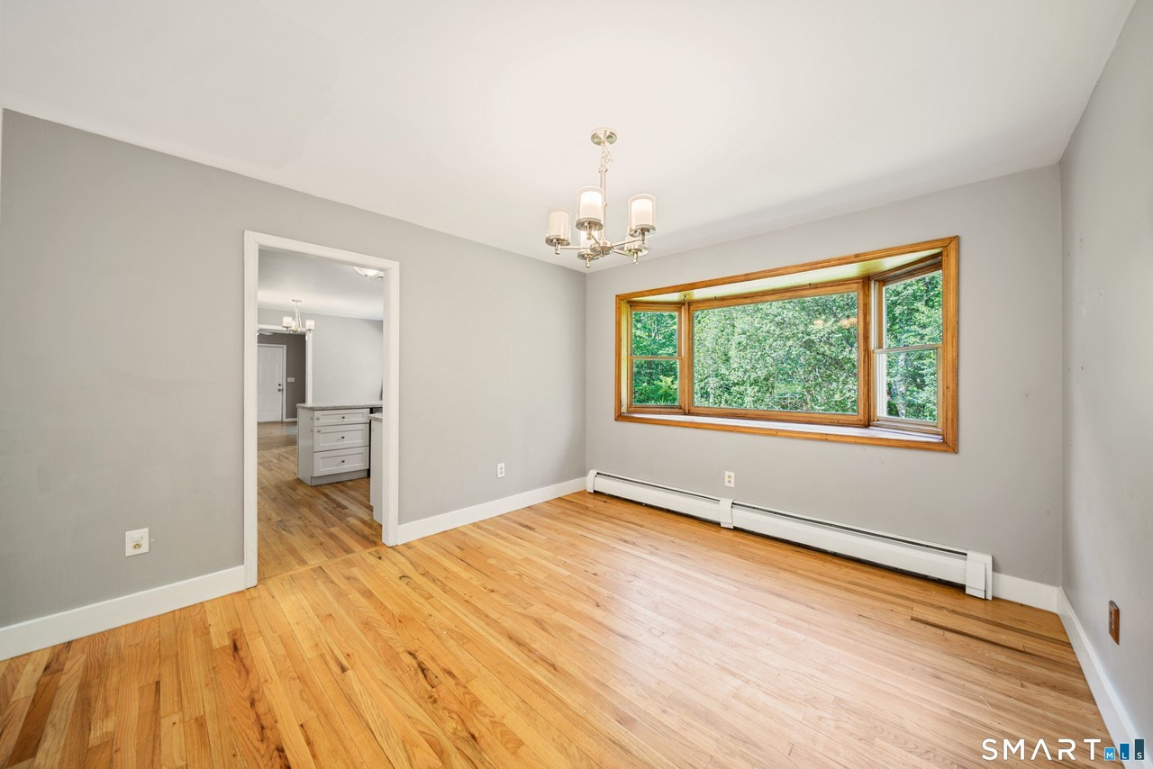 225 Bethmour Rd - Photo 6 of 30