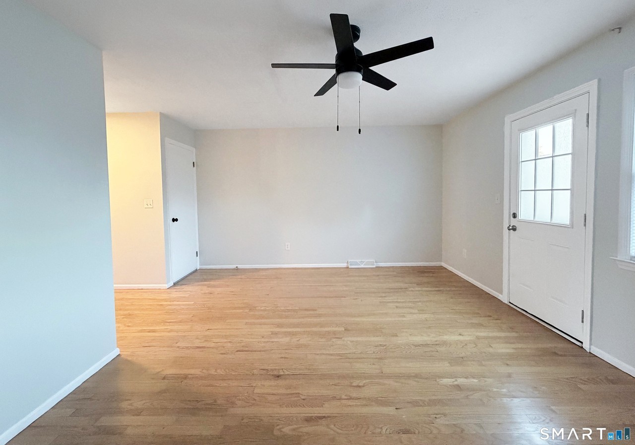 121 Seemans Ln #15 - Photo 6 of 15