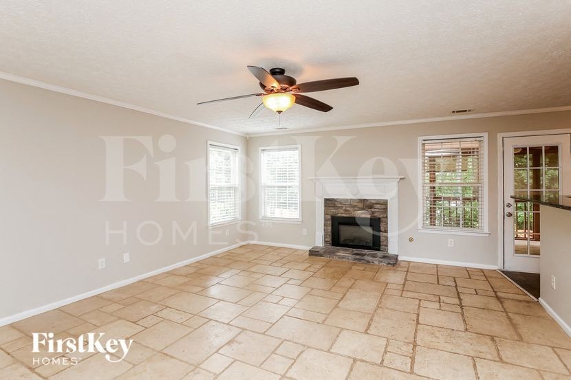 5651 Skylar Creek Ln - Photo 2 of 15