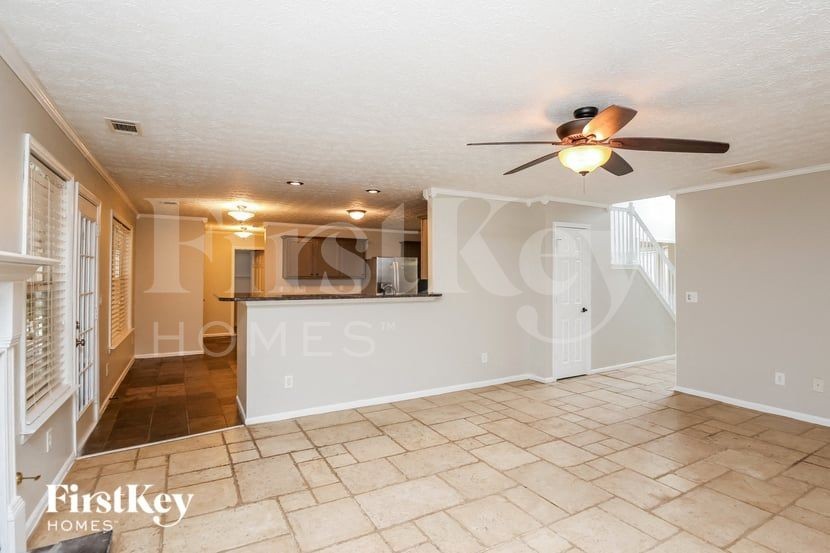 5651 Skylar Creek Ln - Photo 5 of 15