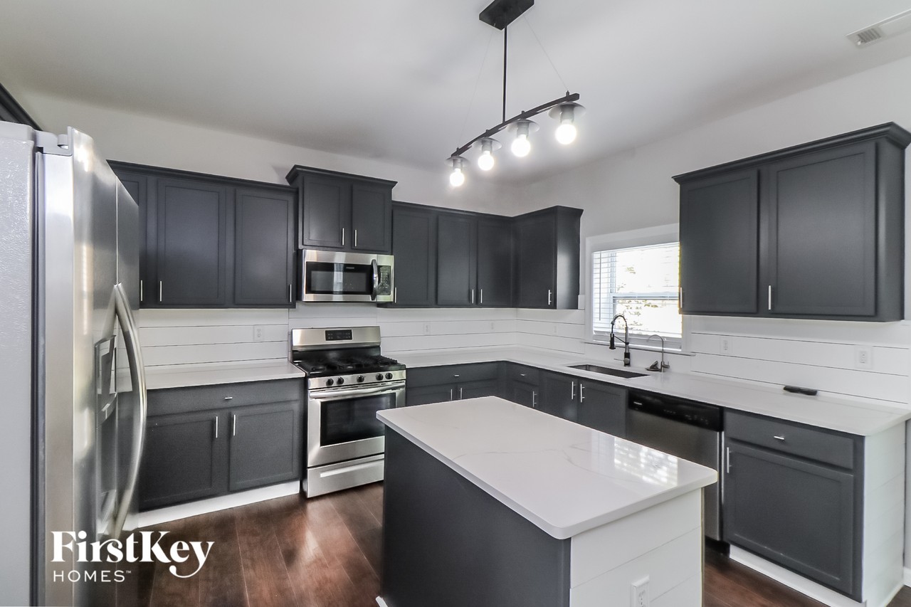 97 Oakfield Way - Photo 5 of 15