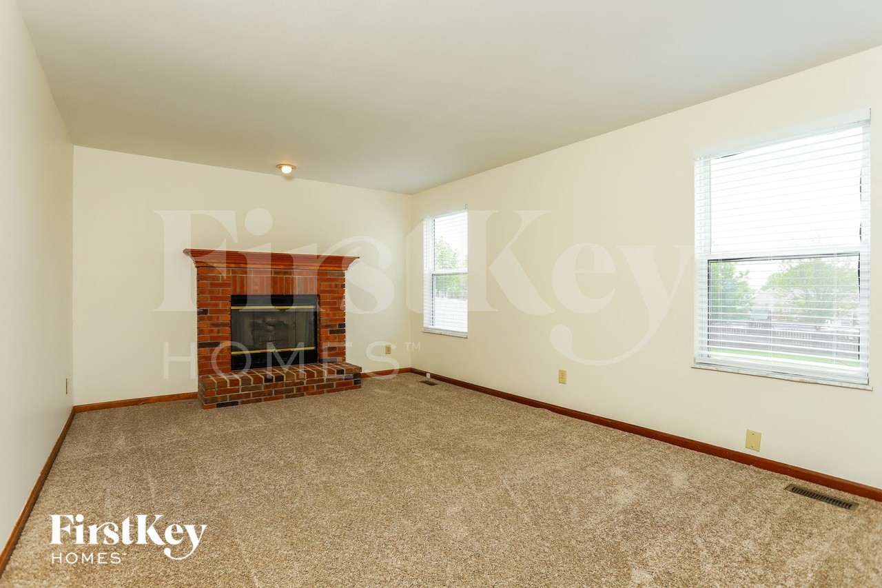 2 Red Cedar Parc Ct - Photo 3 of 15