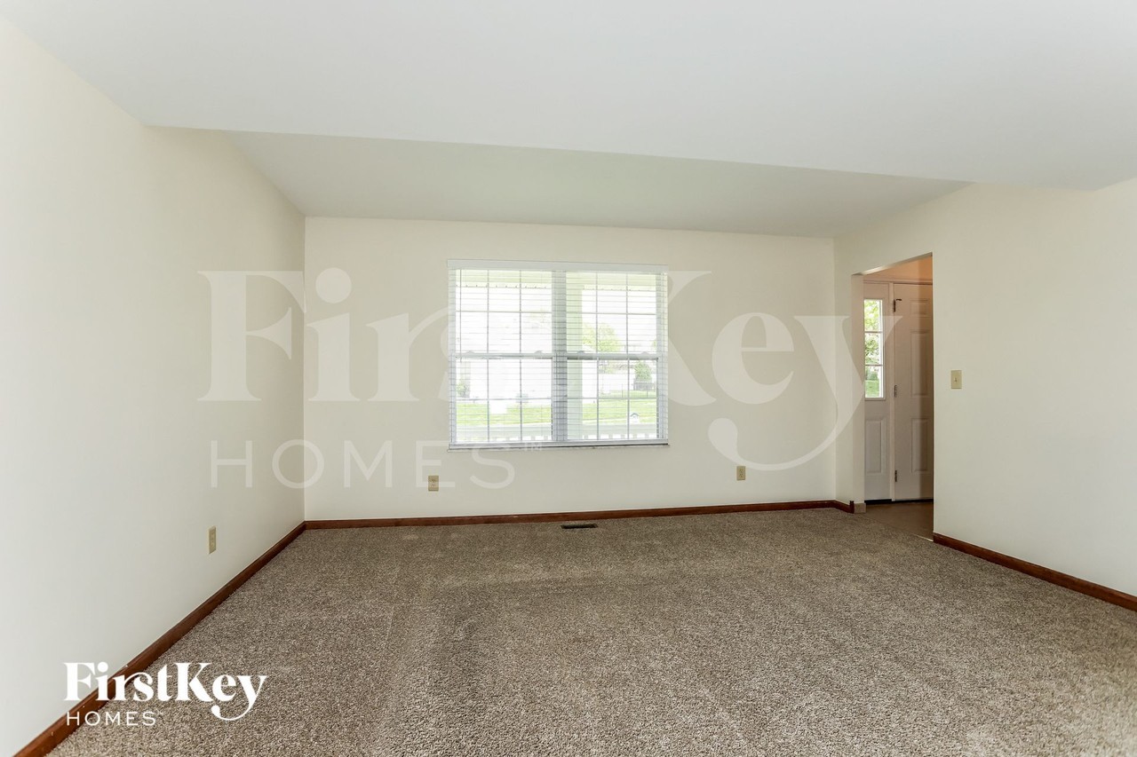 2 Red Cedar Parc Ct - Photo 7 of 15