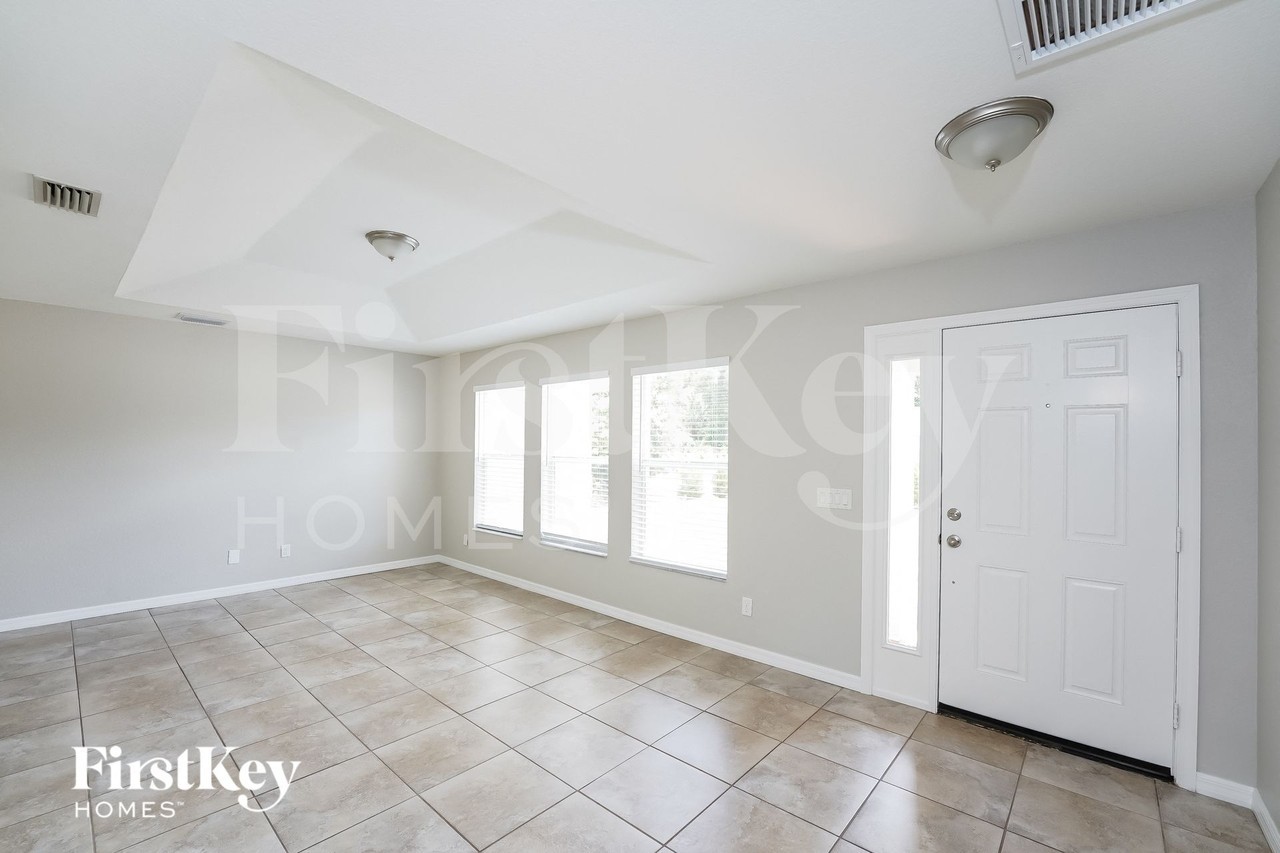 4637 Antioch St - Photo 2 of 15