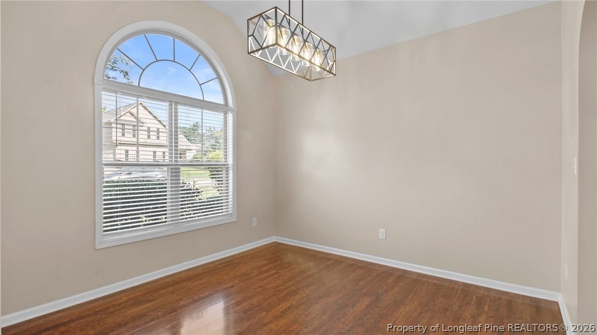 1813 Shady Knoll Ln - Photo 6 of 39