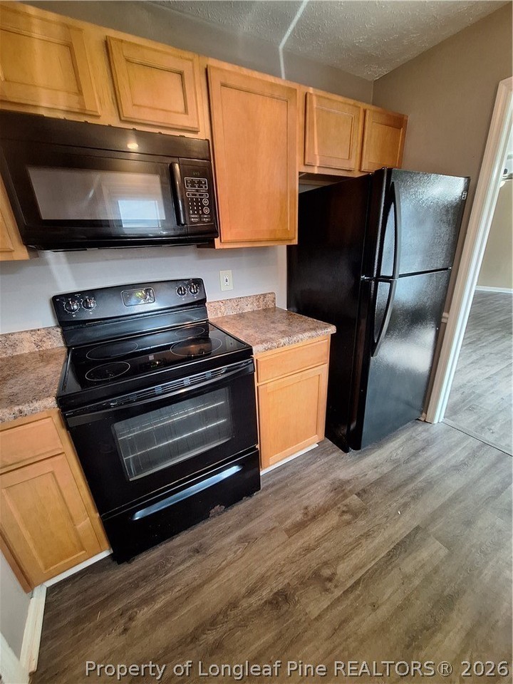 617 Jennings Farm Rd - Photo 5 of 17