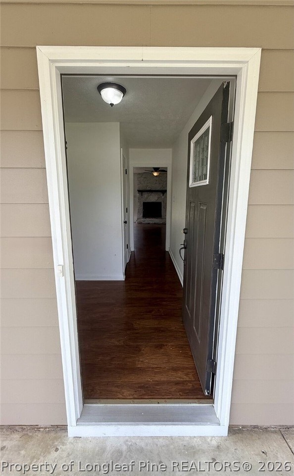 7820 Laura Ann Ct - Photo 2 of 20
