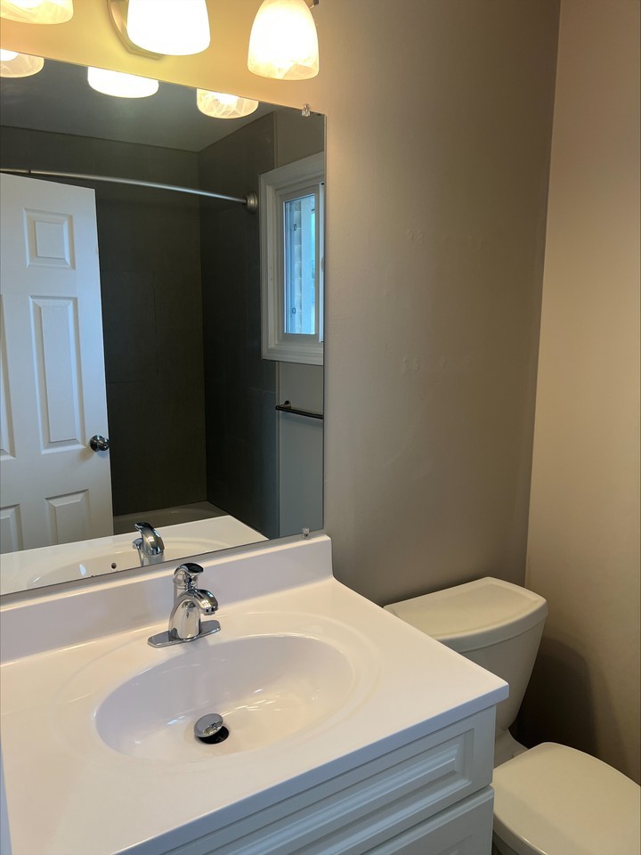 251 Harrison Dr Nw - Photo 6 of 12