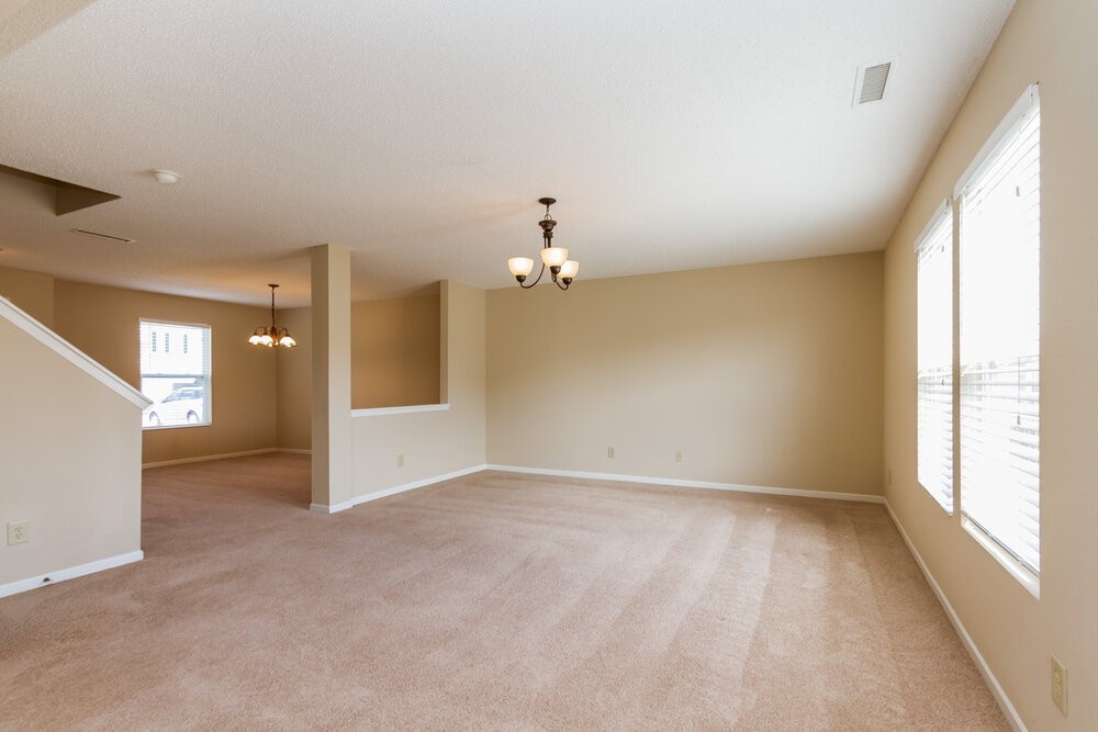 8457 Ash Grove Dr - Photo 3 of 17