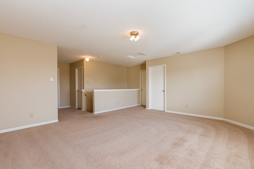 8457 Ash Grove Dr - Photo 6 of 17
