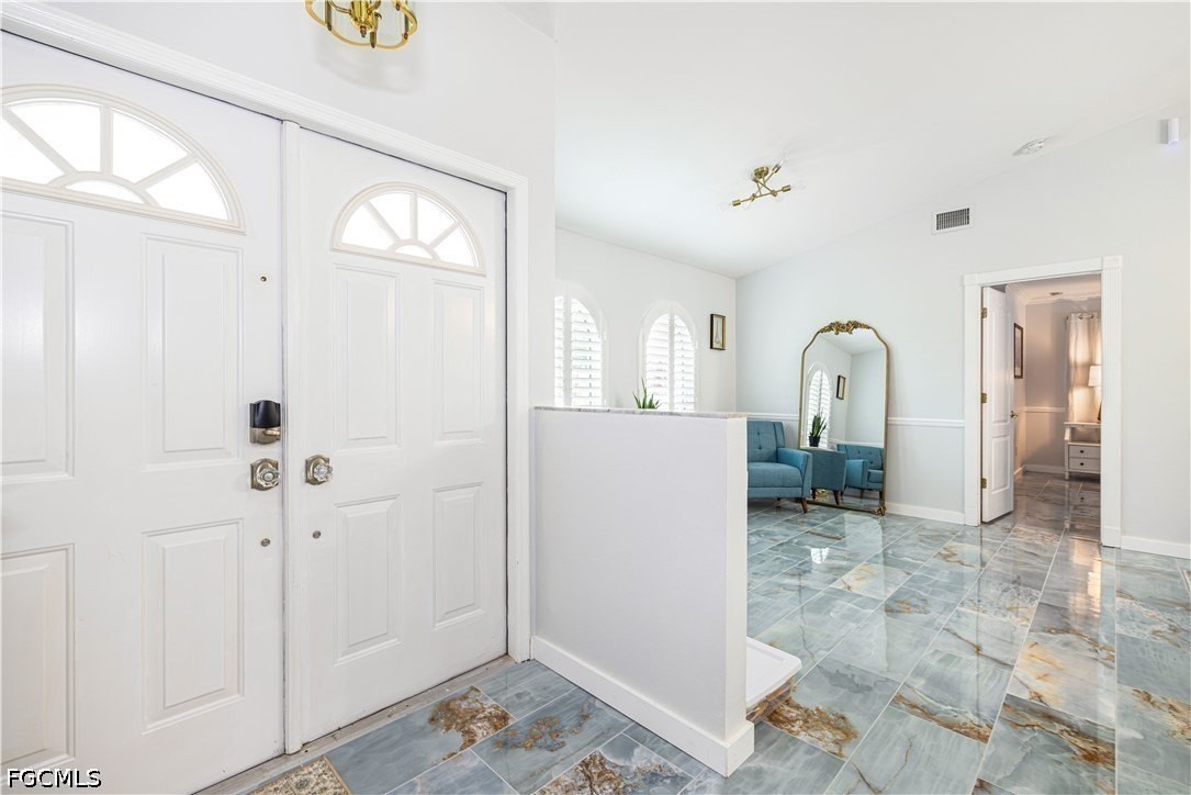 3707 Se 8th Pl - Photo 3 of 39