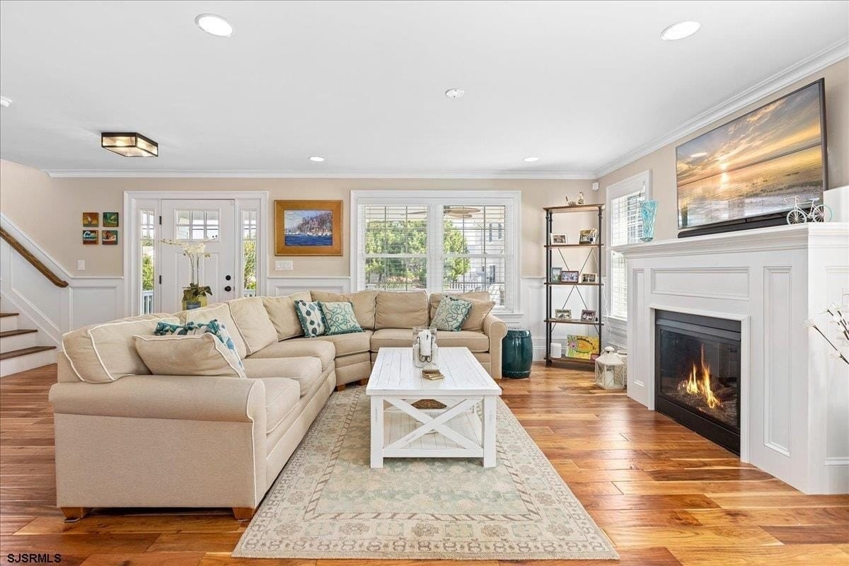 122 N Belmont Ave - Photo 7 of 29