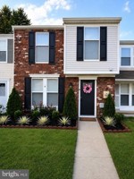 featured image of 6 Vanderbilt Ct