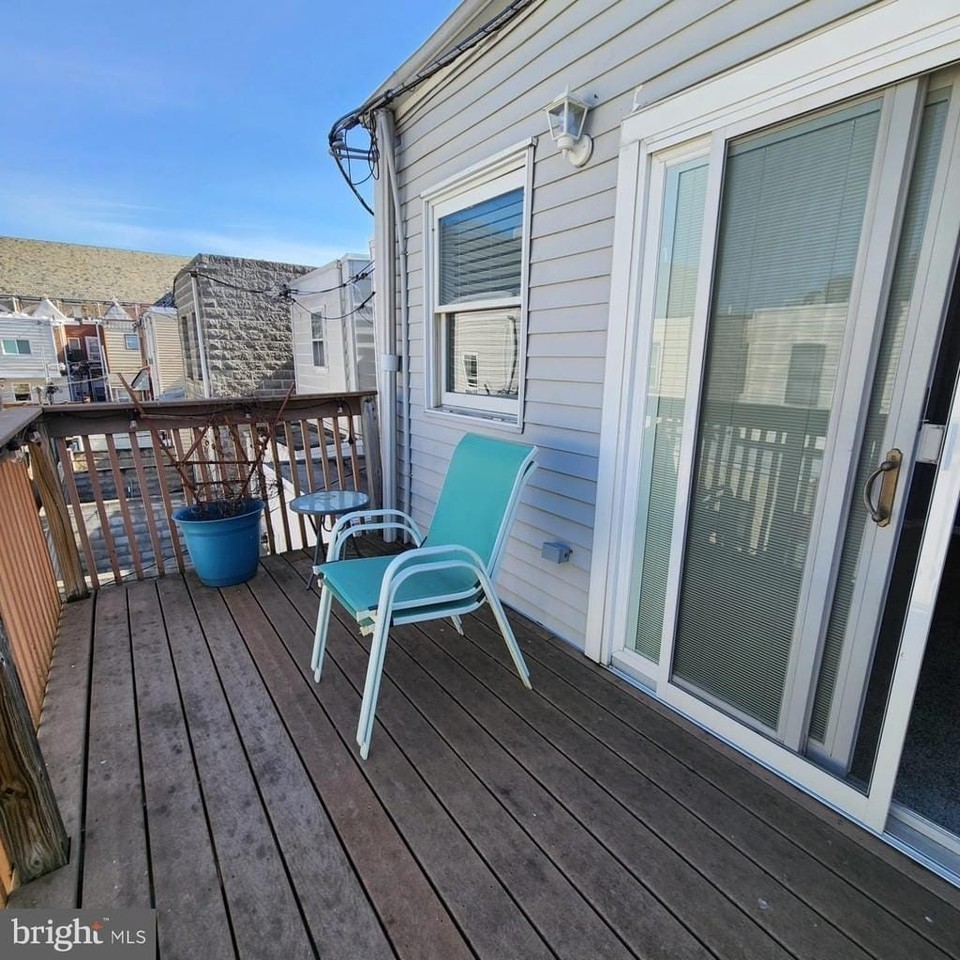 327 Durfor St - Photo 7 of 10