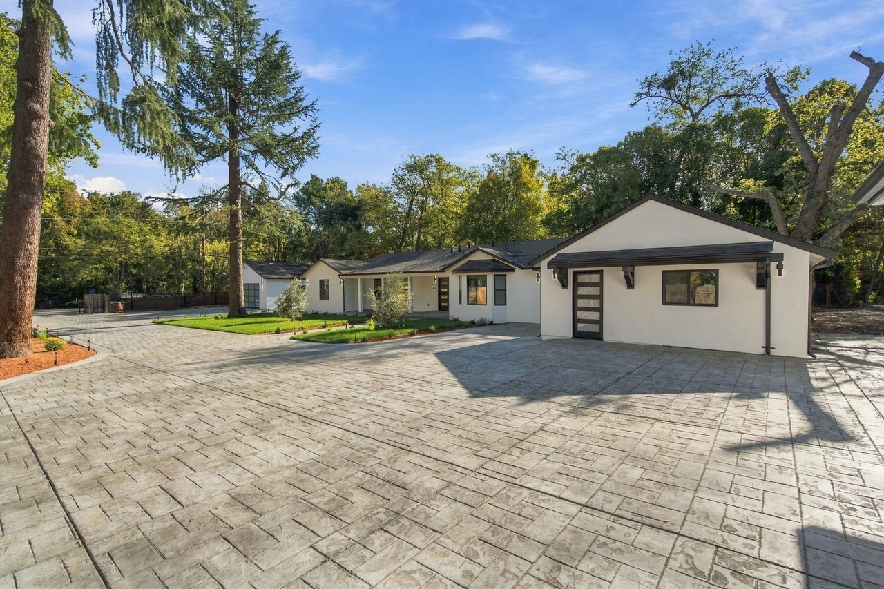 881 Danville Blvd - Photo 3 of 50