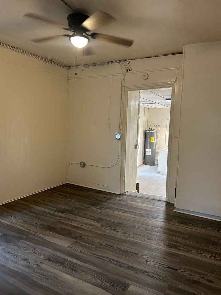 294 Lincoln Way W - Photo 7 of 13