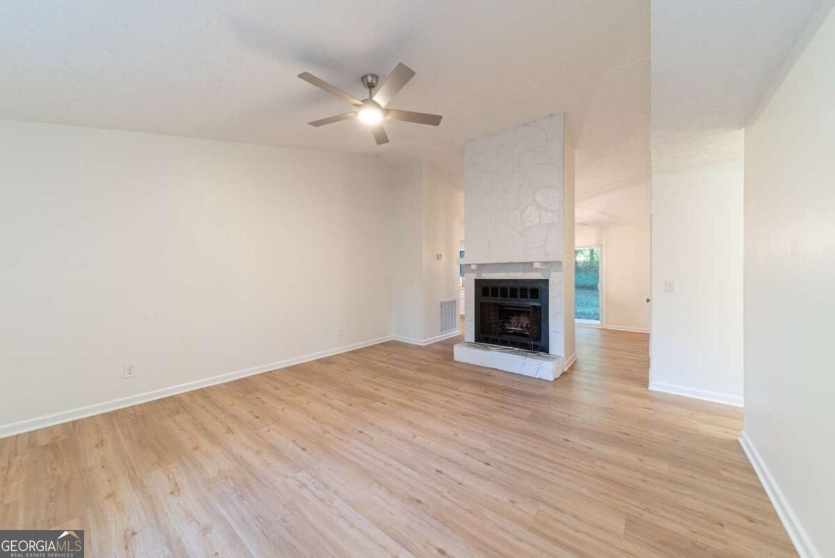 134 Apple Valley Dr - Photo 4 of 33