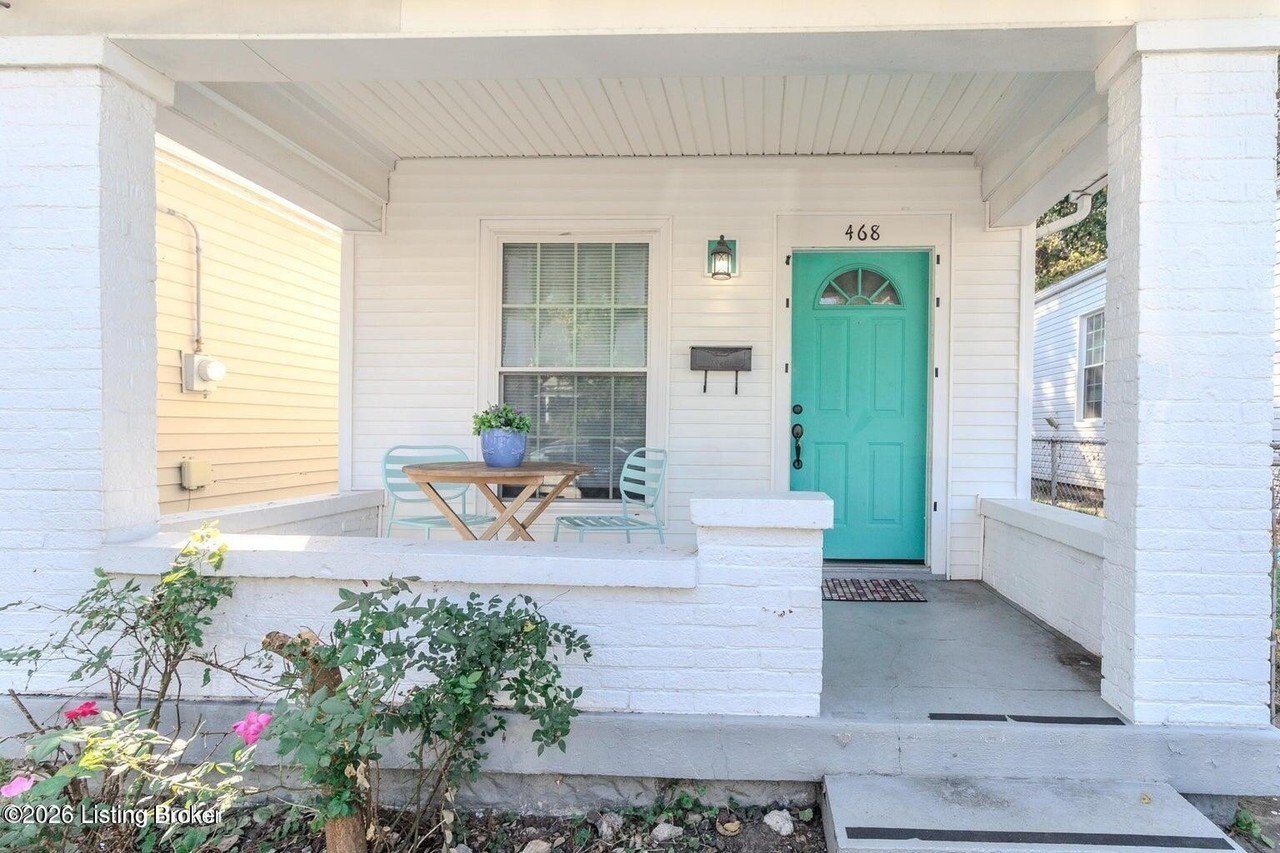 468 E Brandeis Ave - Photo 4 of 32