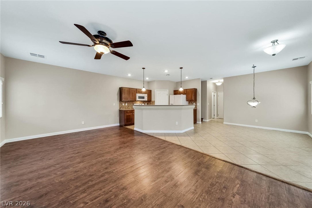 10613 Petricola St #103 - Photo 5 of 34