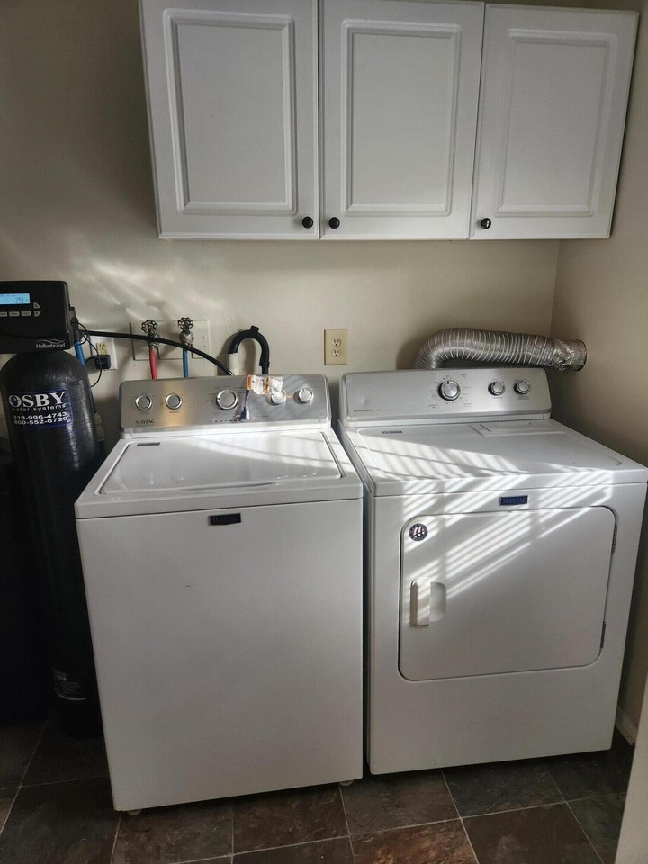 1333 Berg St - Photo 5 of 10