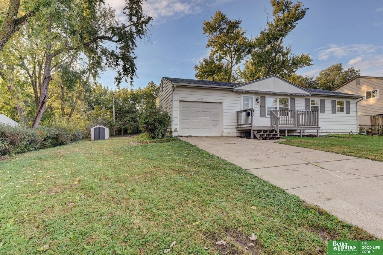 12605 C St - Photo 4 of 34