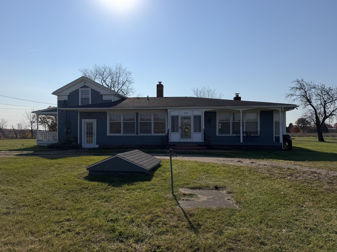 4770 Sheldon Rd - Photo 3 of 28