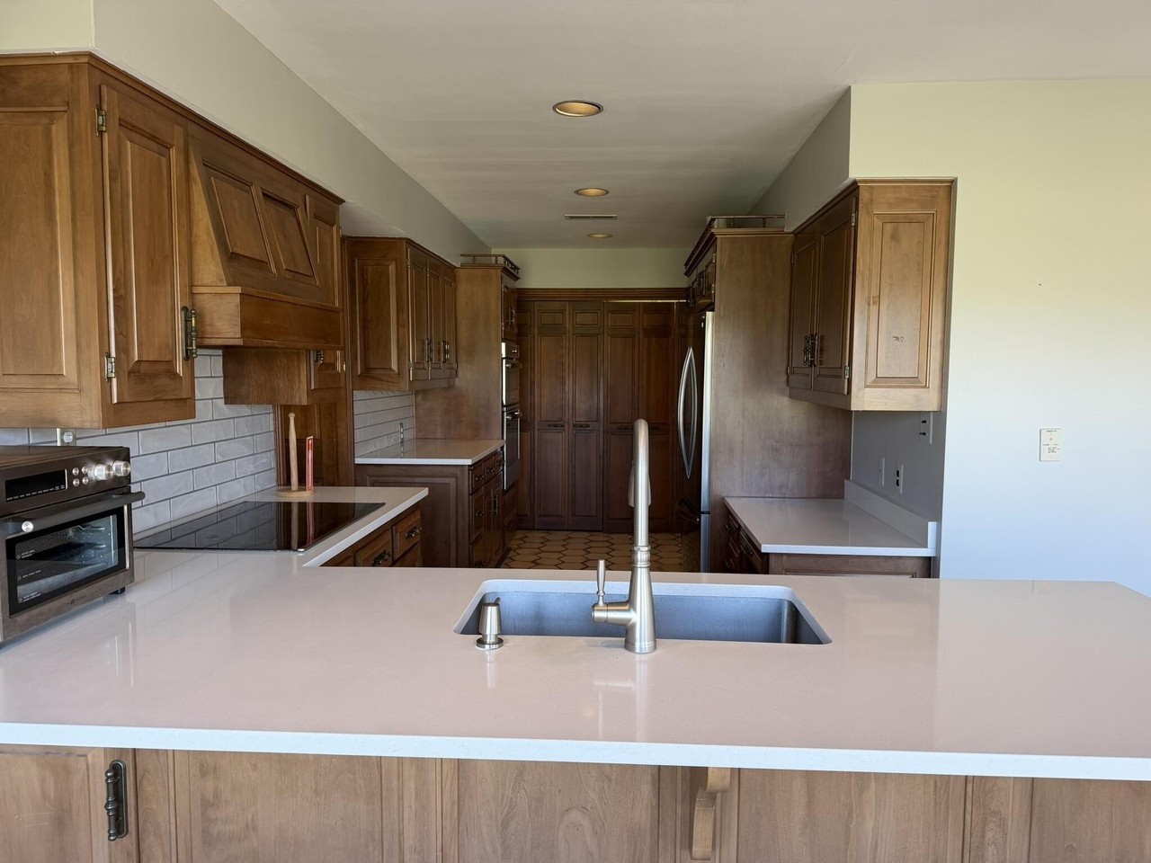 4770 Sheldon Rd - Photo 7 of 28