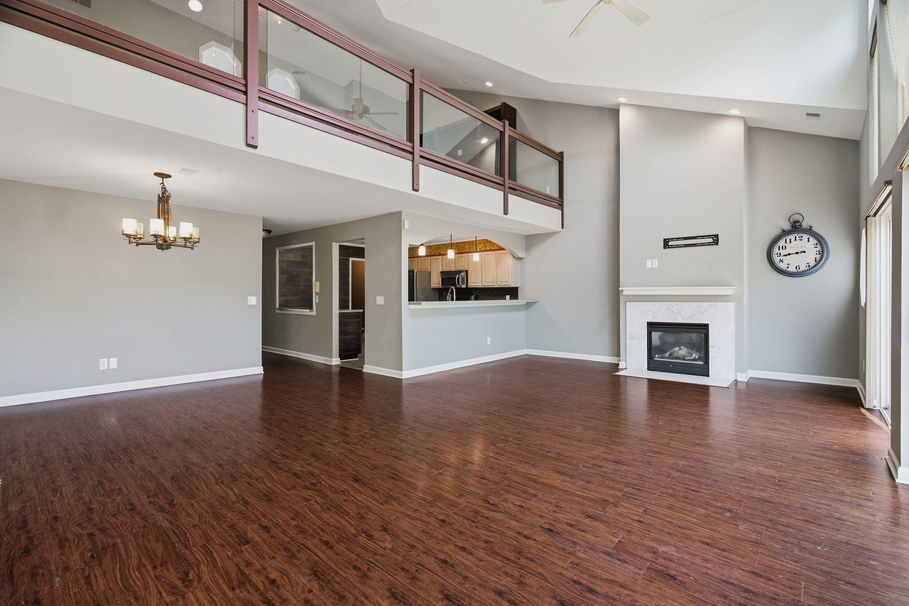37782 Jefferson Ave - Photo 3 of 39