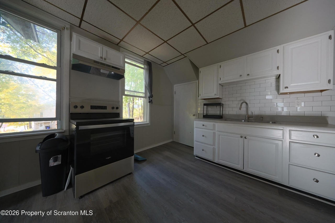 529 Taylor Ave #2 - Photo 4 of 17