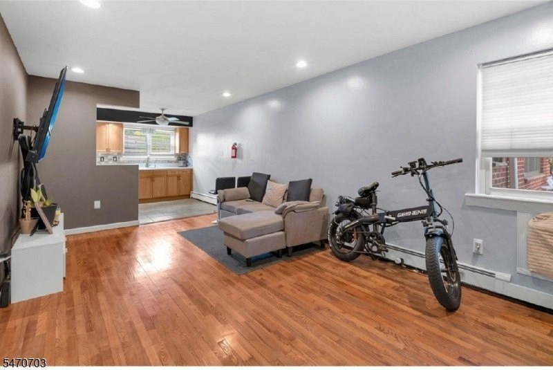 186 Terhune Ave Apt C #20 - Photo 4 of 14
