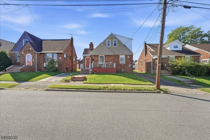 2018 Lentz Ave - Photo 2 of 50