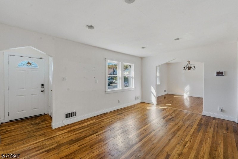 28 Carrelton Dr - Photo 2 of 24