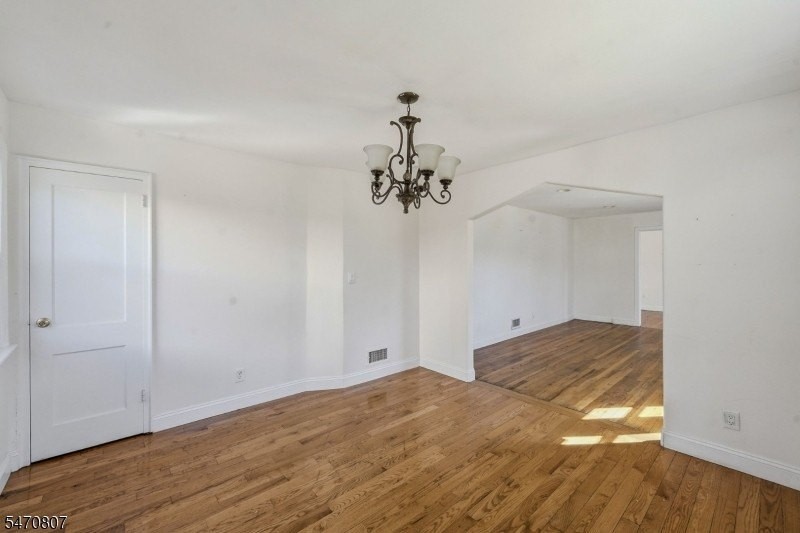 28 Carrelton Dr - Photo 5 of 24