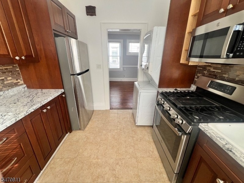 15 Samuel Ave - Photo 3 of 8