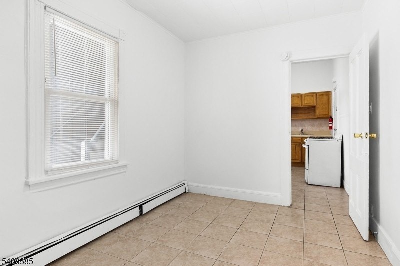 499 Crooks Ave #2 - Photo 5 of 10