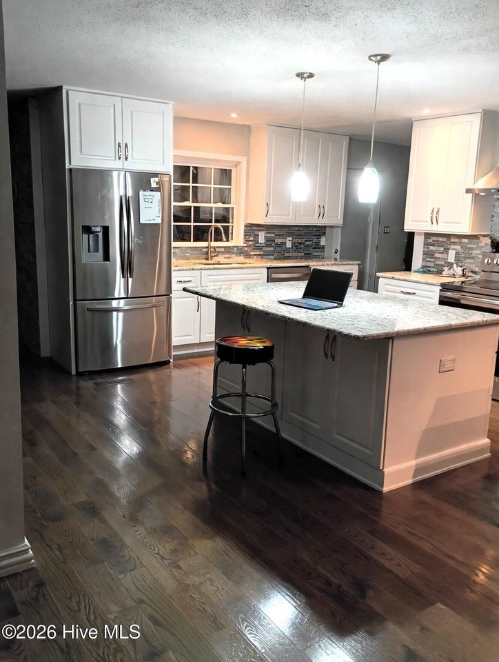 202 Huffmantown Rd - Photo 4 of 19