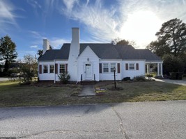 featured image of 6301 Pine St
