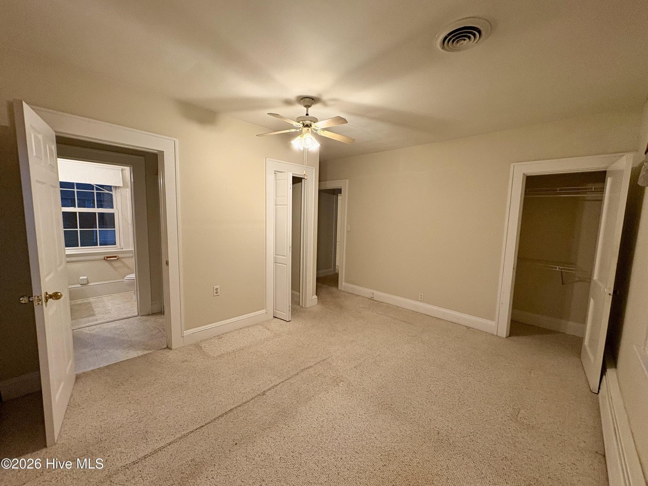 6301 Pine St - Photo 5 of 6