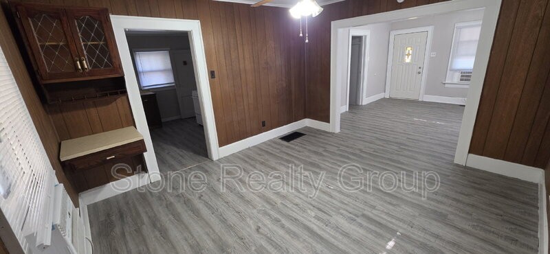 2212 N 27th St - Photo 7 of 13