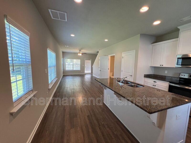 646 Dobhill Ln #646 - Photo 2 of 16