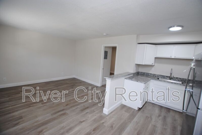 2975 Dellwood Ave #5 - Photo 5 of 11