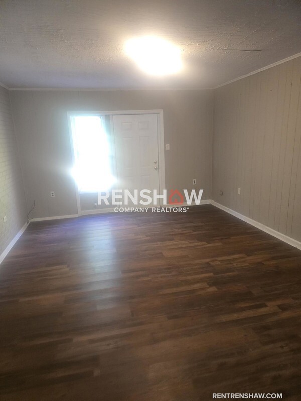 3 Oakridge Dr #B - Photo 2 of 11