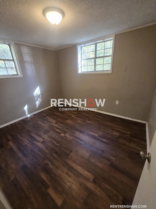 3 Oakridge Dr #B - Photo 6 of 11