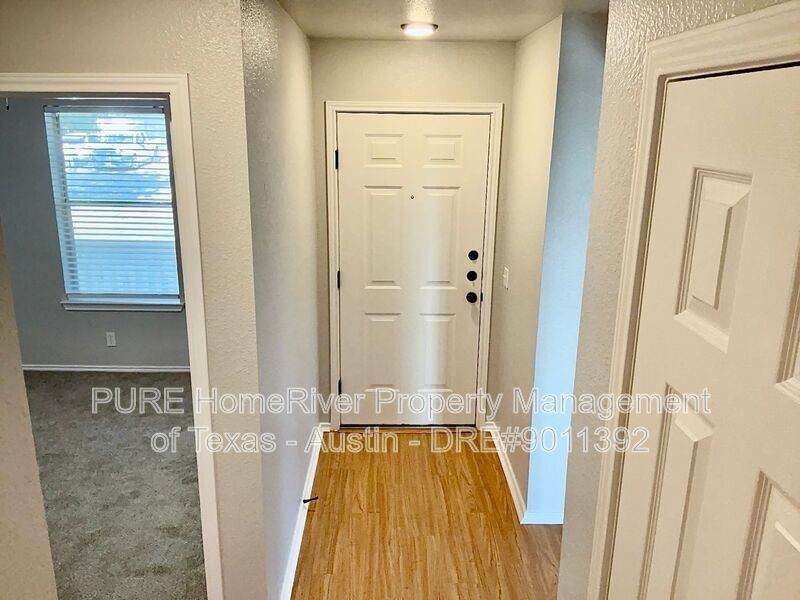 3003 Tyler Ln - Photo 3 of 17