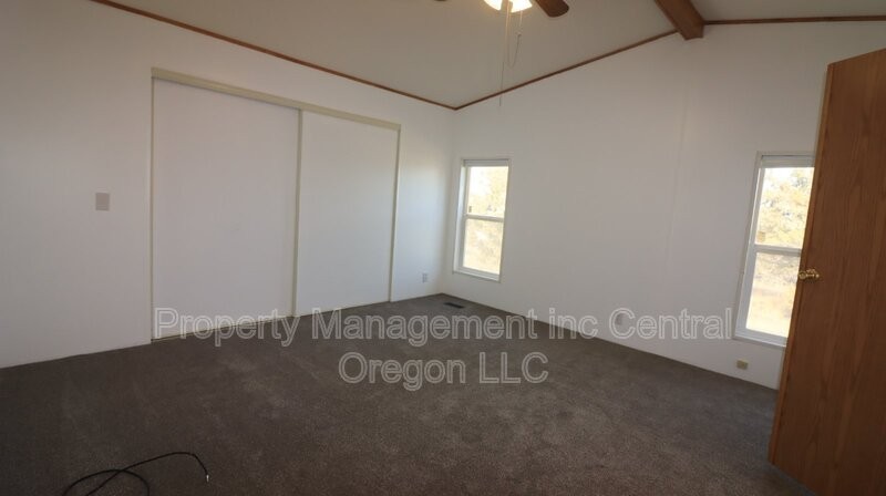 65709 93rd St - Photo 6 of 36