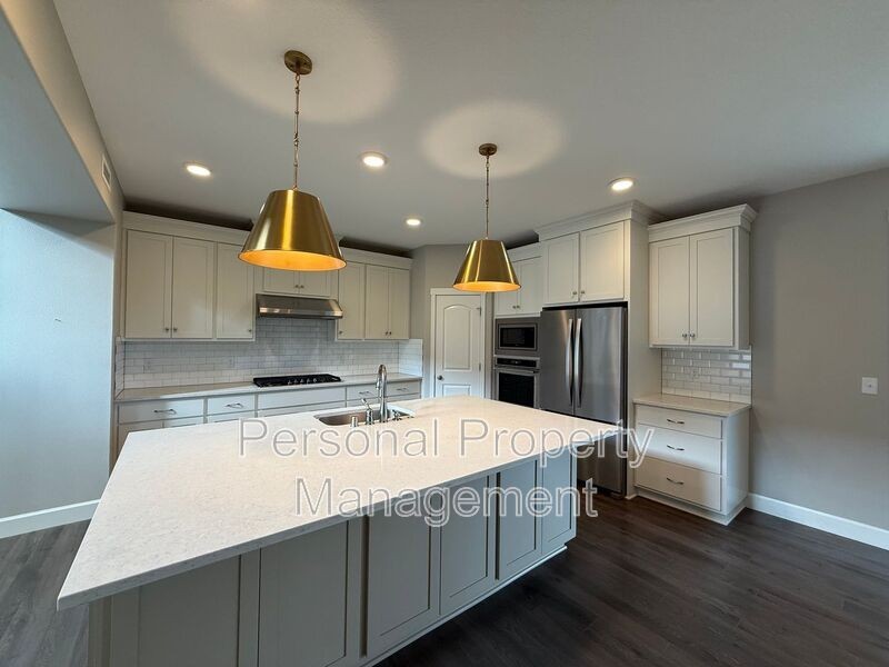 5502 Ne 134th St - Photo 7 of 40