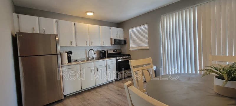 3401 Droste Rd - Photo 3 of 10