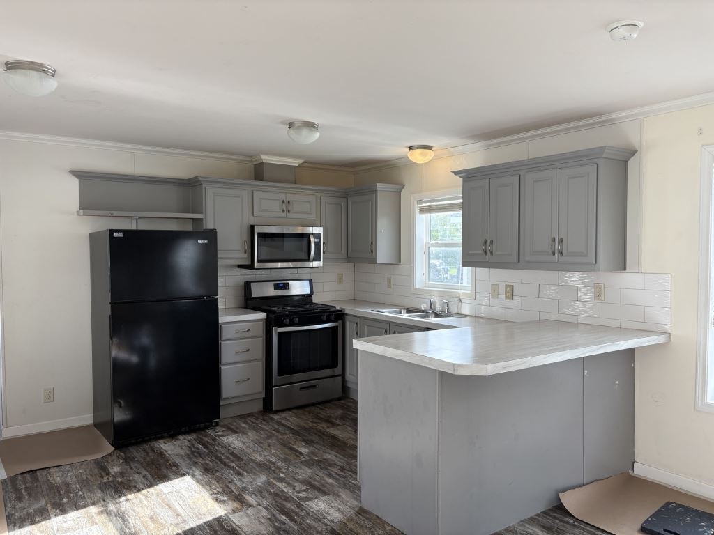 12330 Geneva Ct - Photo 2 of 11